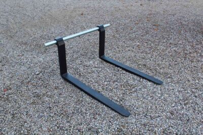 Palečių šakės JCB 3500 kg.