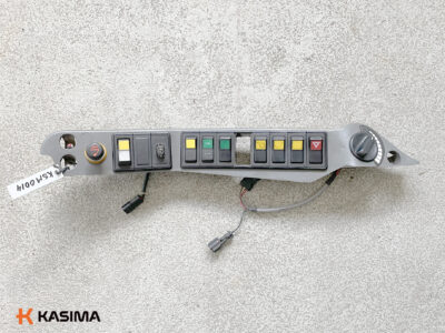 Volvo panelė su jungikliais ir droselinės sklendės rankenėle