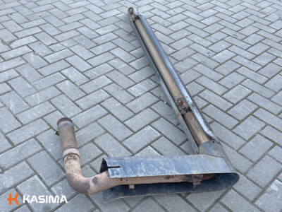 John Deere 6910S išmetimo vamzdis