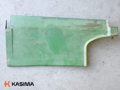 John Deere 6910S Dešinės pusės variklio dangčio panelė