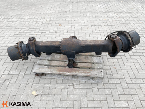 Komatsu front axle