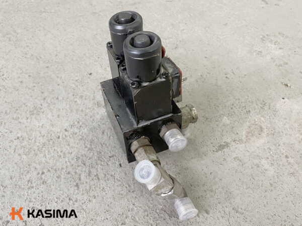 Atlas hydraulic valve