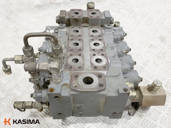 Atlas hydraulic distributor