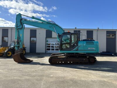 Vikšrinis ekskavatorius Kobelco SK210LC-9, 2014