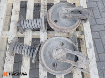 Гусеничный натяжитель Kubota