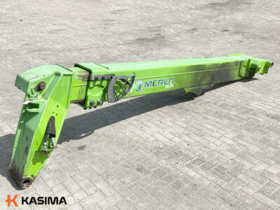 Телескопическая стрела Merlo 32.6 с цилиндром