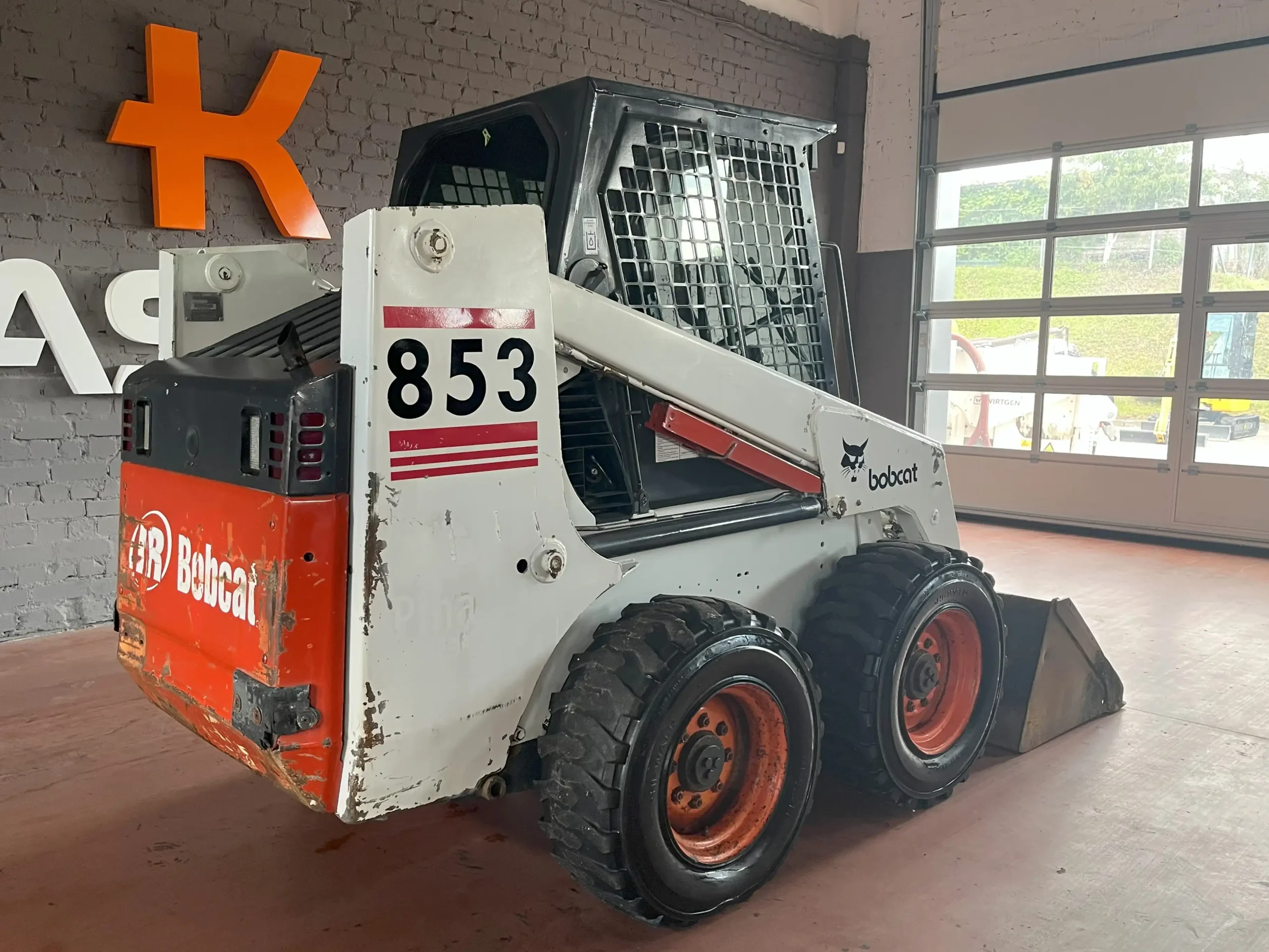 Bobcat 853 — изображение 3