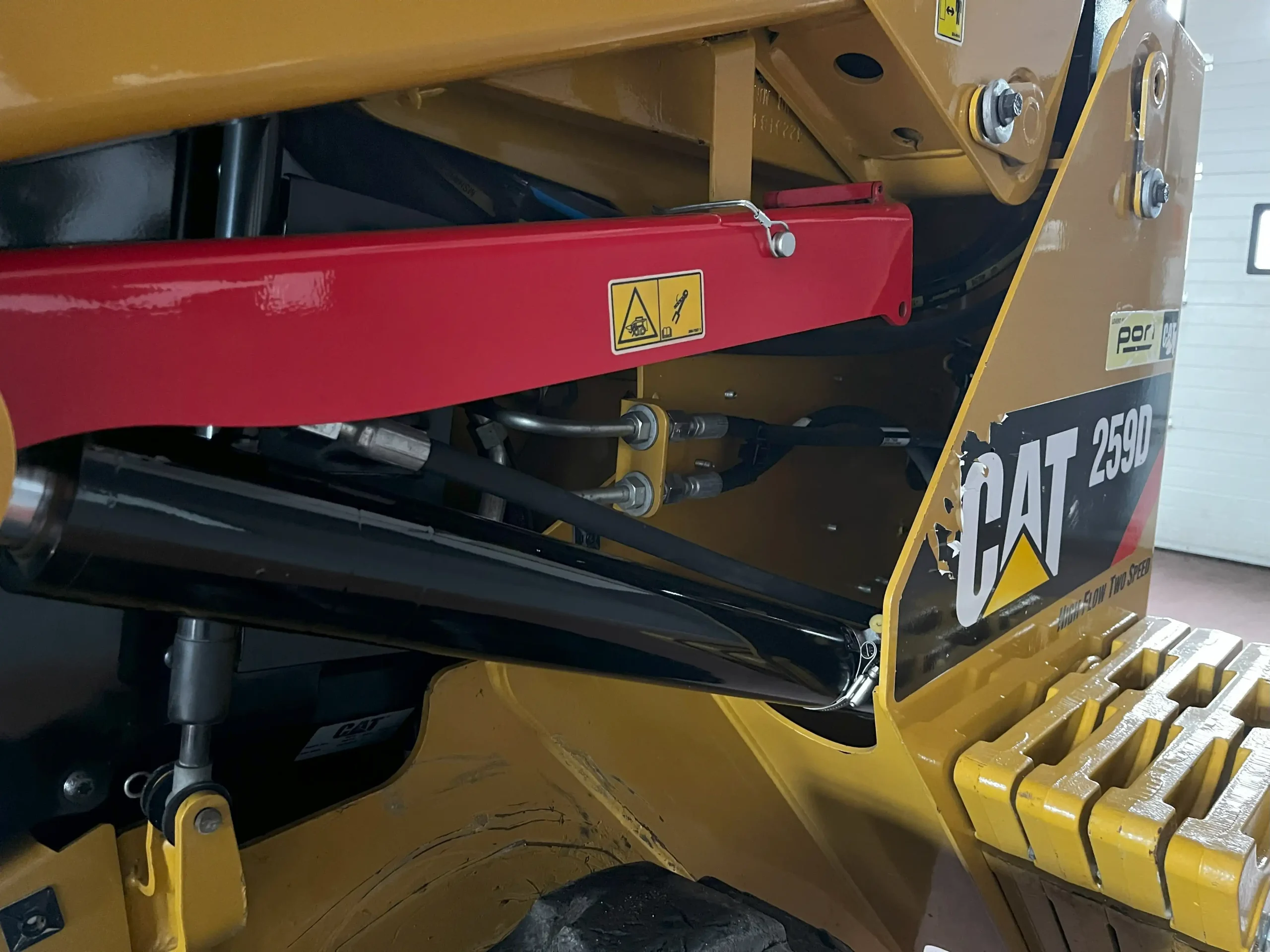 CAT 259D - Image 12