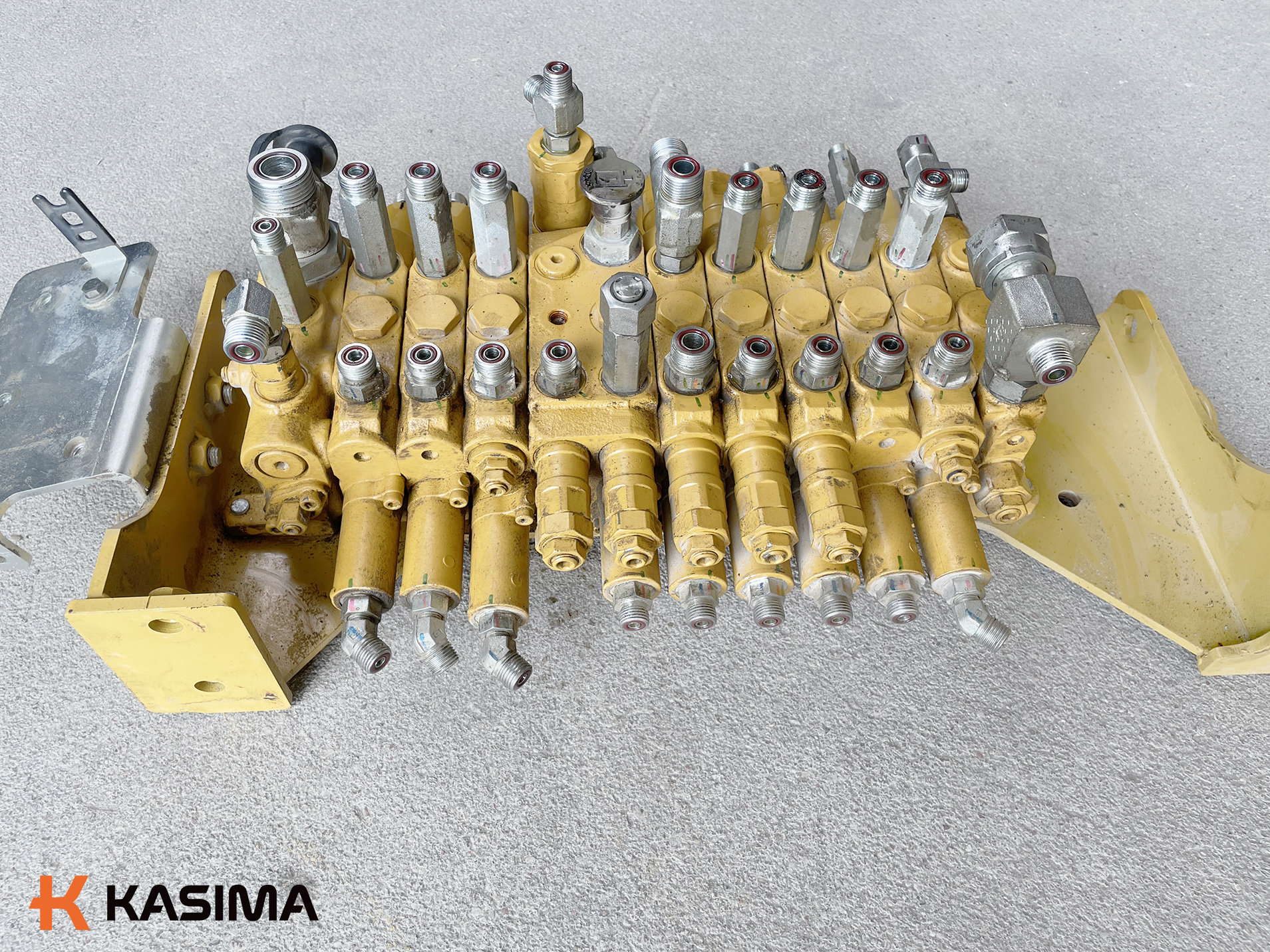 CAT hidraulinis skirstytuvas