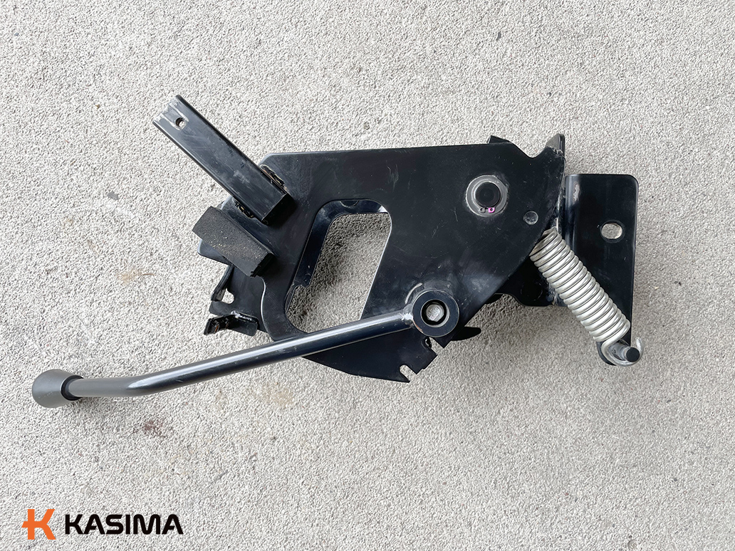 CAT 303E kairės pusės konsolės rėmas