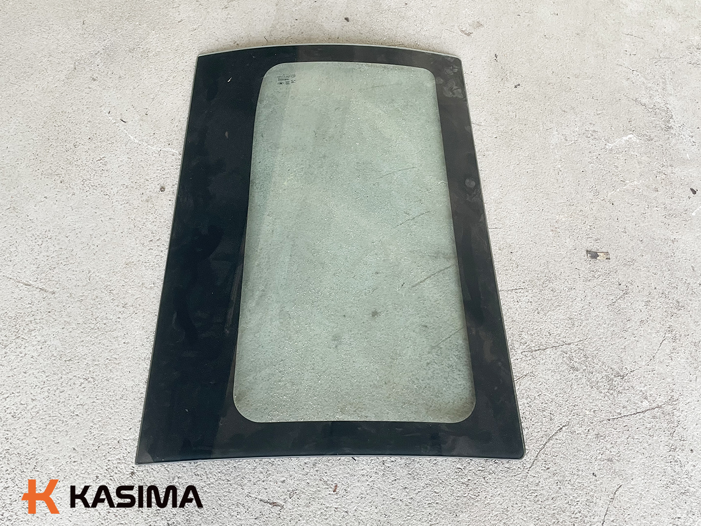 CAT 303E kairės pusės saugos stiklas